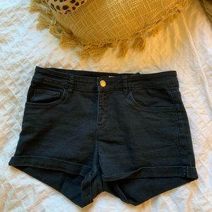 Black mid-rise denim shorts